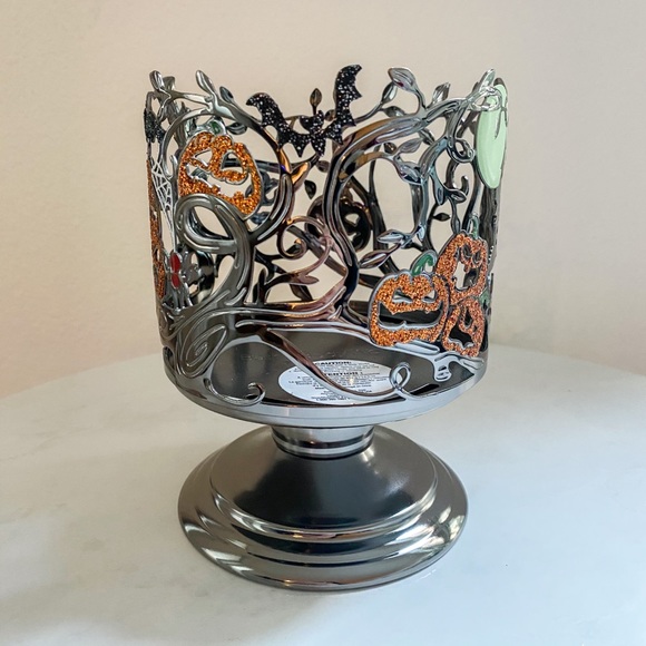 Bath and body works Halloween candle holder - Picture 3 of 4